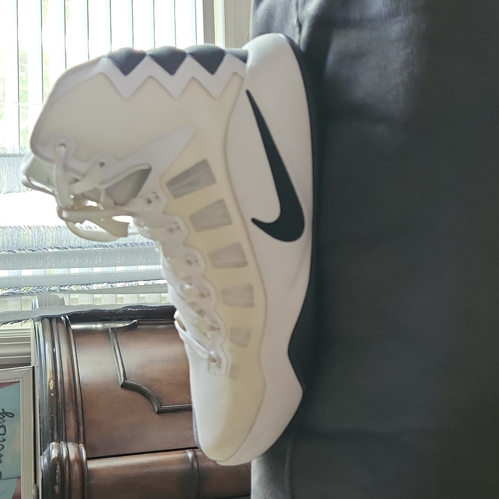 Womens high top basketball shoes